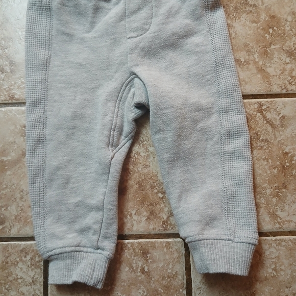 #0367 Babys 3pc. Bundle Set Size 12M Pre-owned with normal wear. - Picture 5 of 12